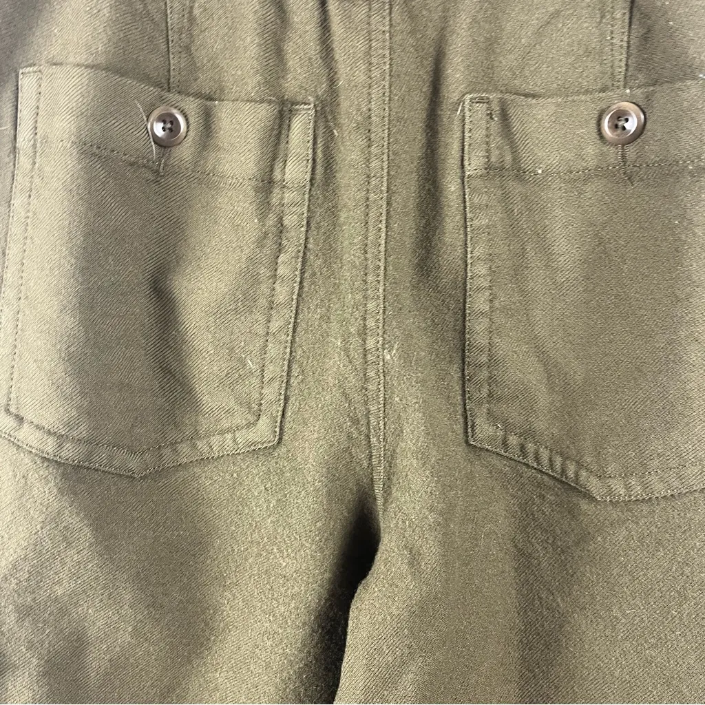 Banana Republic Lido Italian Wool Cargo Pant in Olive Green size 8 FLAWED - Image 8