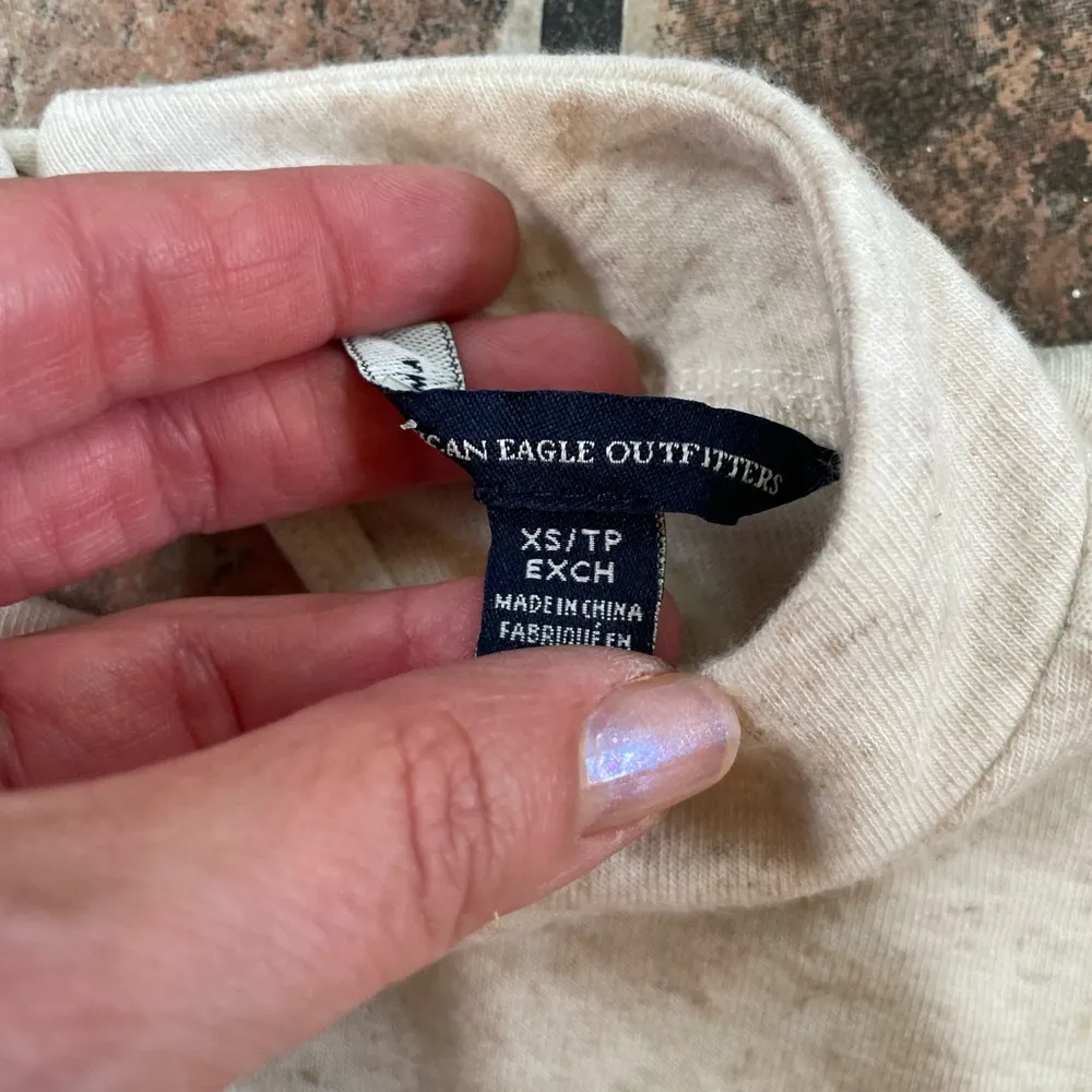 American Eagle Linen Blend Cottage Core Cream Crochet Overlay Keyhole Back Top - Image 4