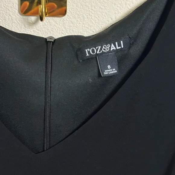 Roz&Ali Black Sleeveless Chiffon‎ Overlap Wide Leg Jumpsuit V Neck sz 6 Wedding - Image 9