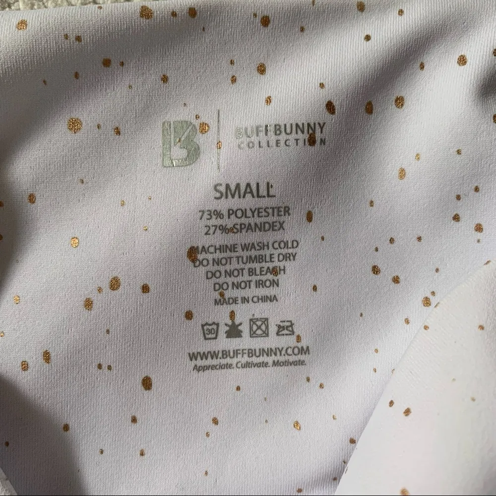 Buff bunny Short White - Image 4