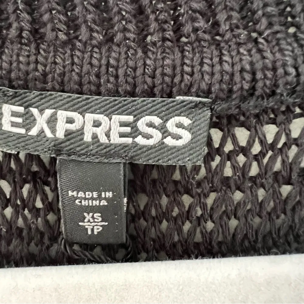 ⭐Express Black Cold Shoulder Cutout Crewneck Ribbed Knit Sweater Size XSmall NWT - Image 6