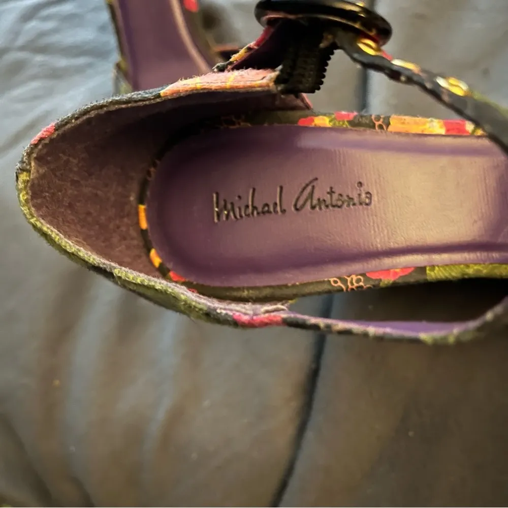 Michael Antonio  wedge sandals cross cross open toe floral size 8.5 - Image 4