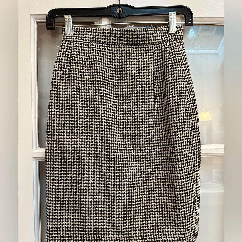 Escada by Margaretha Ley Black & Cream Virgin Wool Houndstooth Skirt Size XS US - Image 9