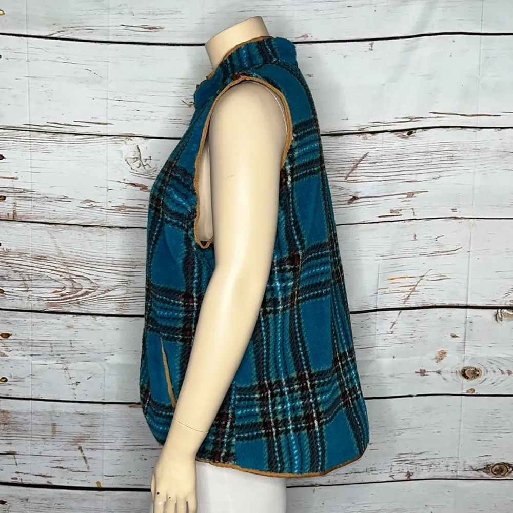 Mountain Ridge NWT Size 2X Blue Plaid Zip Front Plush Sherpa Vest Jacket - Image 2