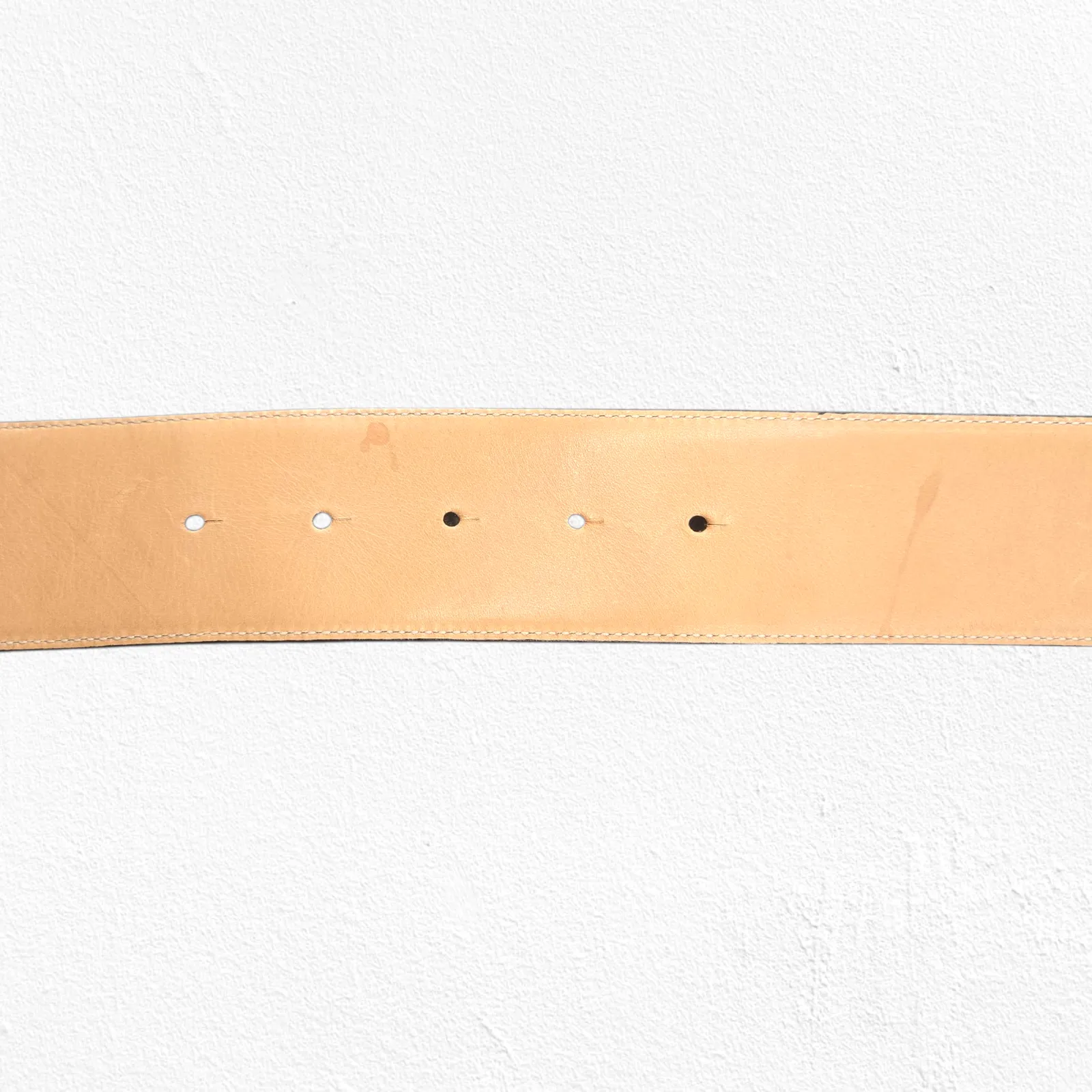 Coach Sig C Pierced Belt 90110 Tan Beige Gold Square Buckle Leather Size Medium - Image 2