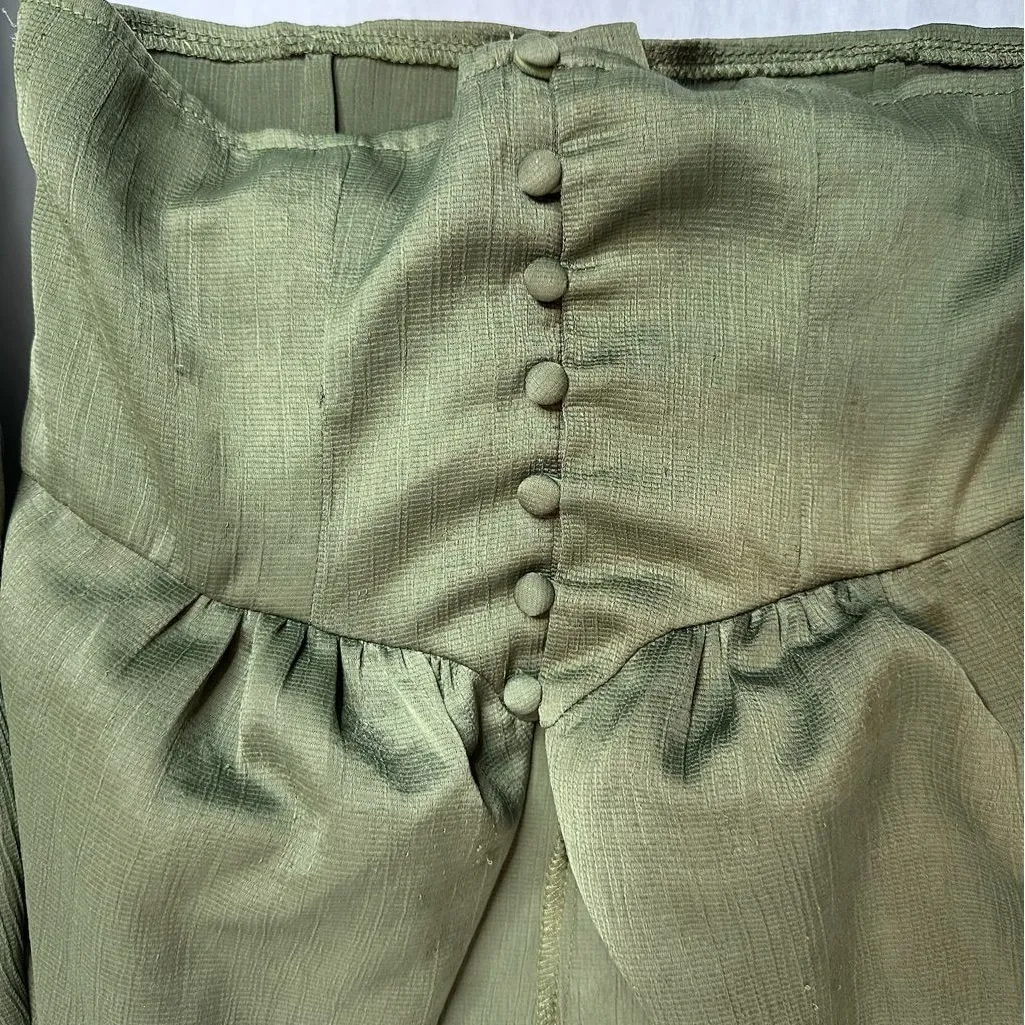 Princess Polly the Tyne Top in Khaki Olive Green Size US 0 Button  V-Neck - Image 3