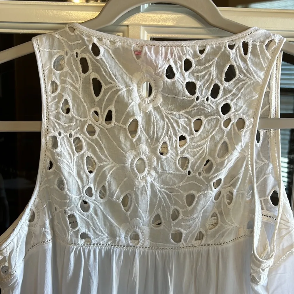 LILLY PULITZER White Eyelet Sleeveless Top Size XS - Image 4