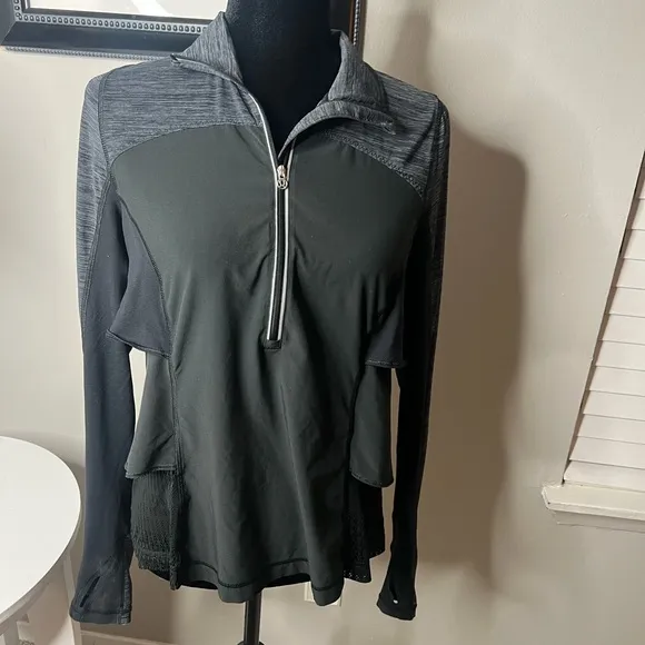 Lululemon half zip side‎ layers and lace pullover 8 - Image 2