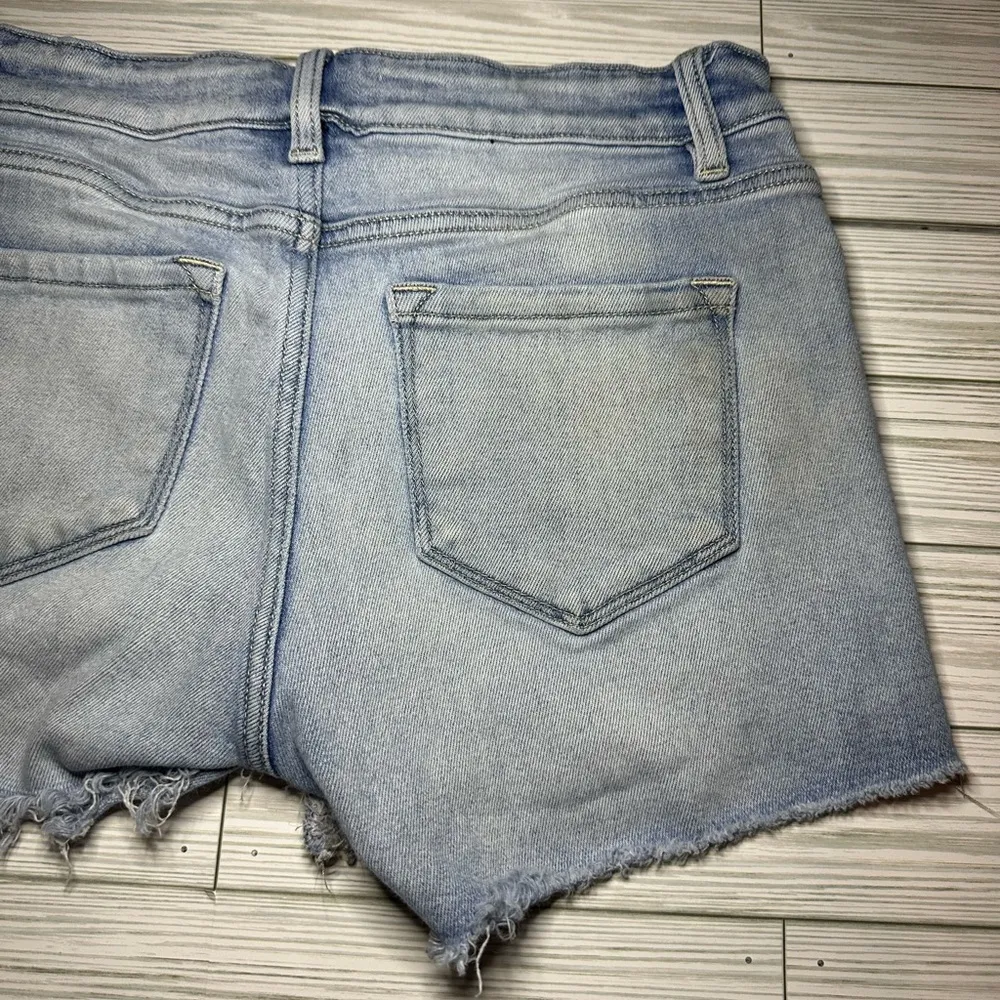 Kancan Stretchy Jean Shorts Size L - Image 5