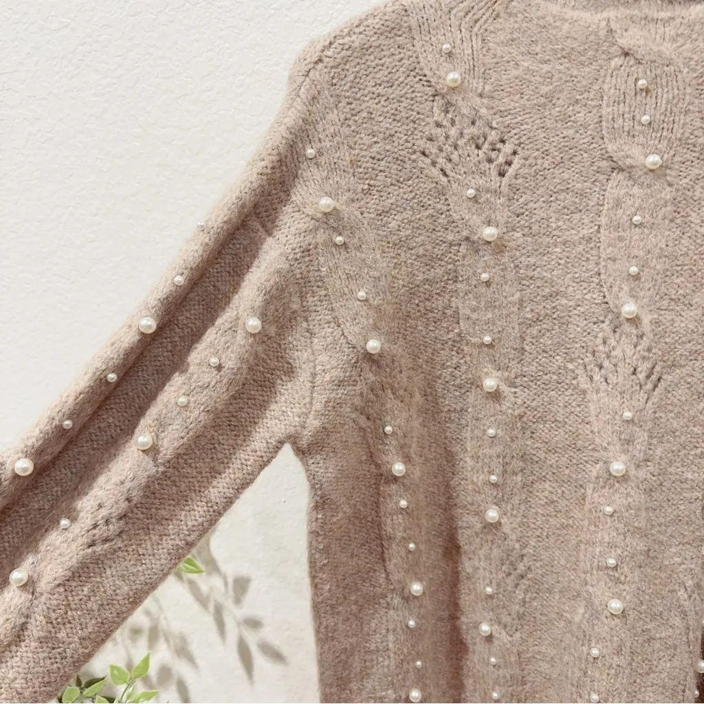 ASTR Kit Pearl Cable Knit Relaxed Fit Sweater One Size Cozy Winter Essential NWT - Image 9