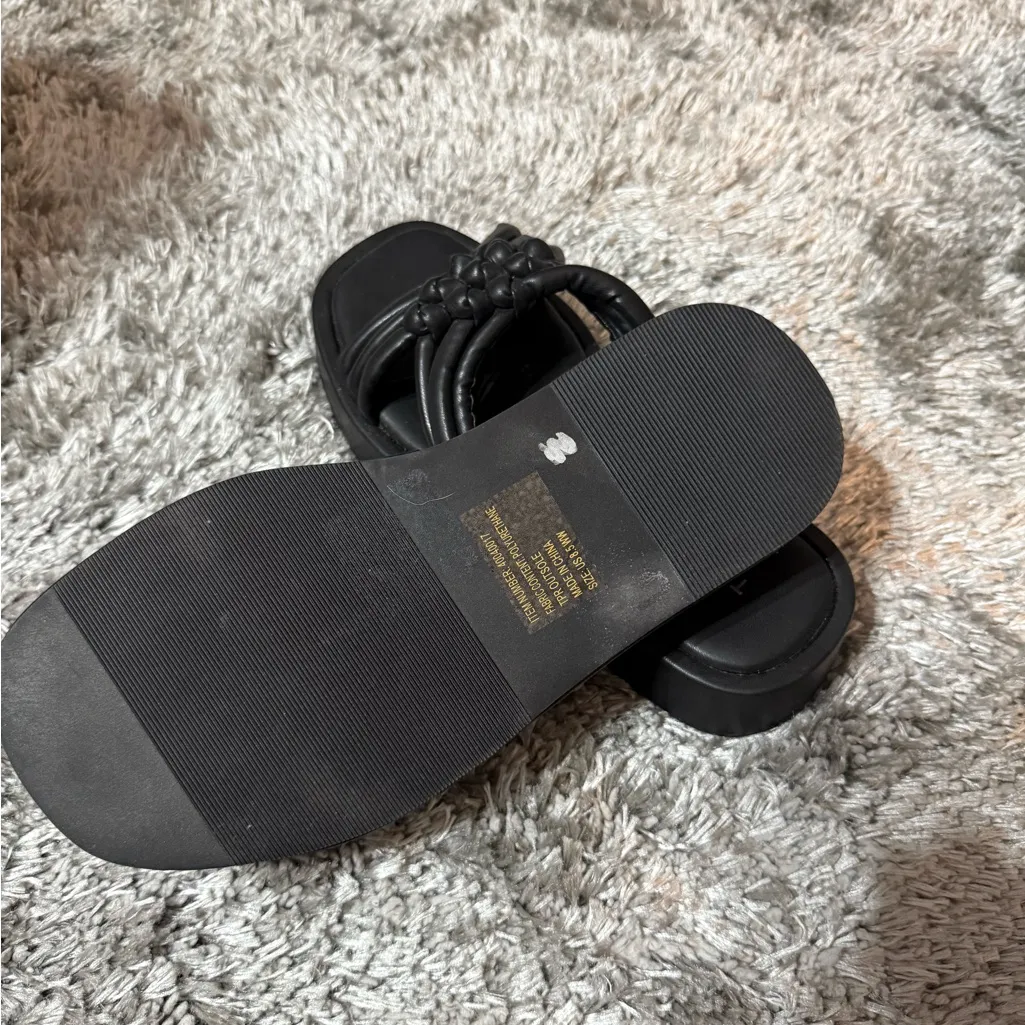 Torrid NWT  Black Knotted Slide Sandals - Image 11