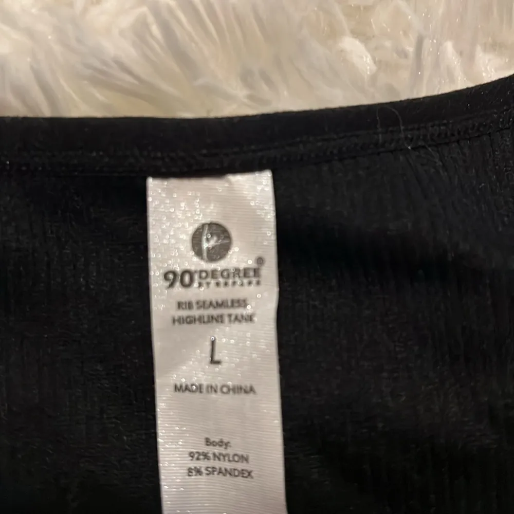 90 Degree By Reflex Ribbed V neck Sports Bra Color Black Size L P2P 15” NWOT - Image 3