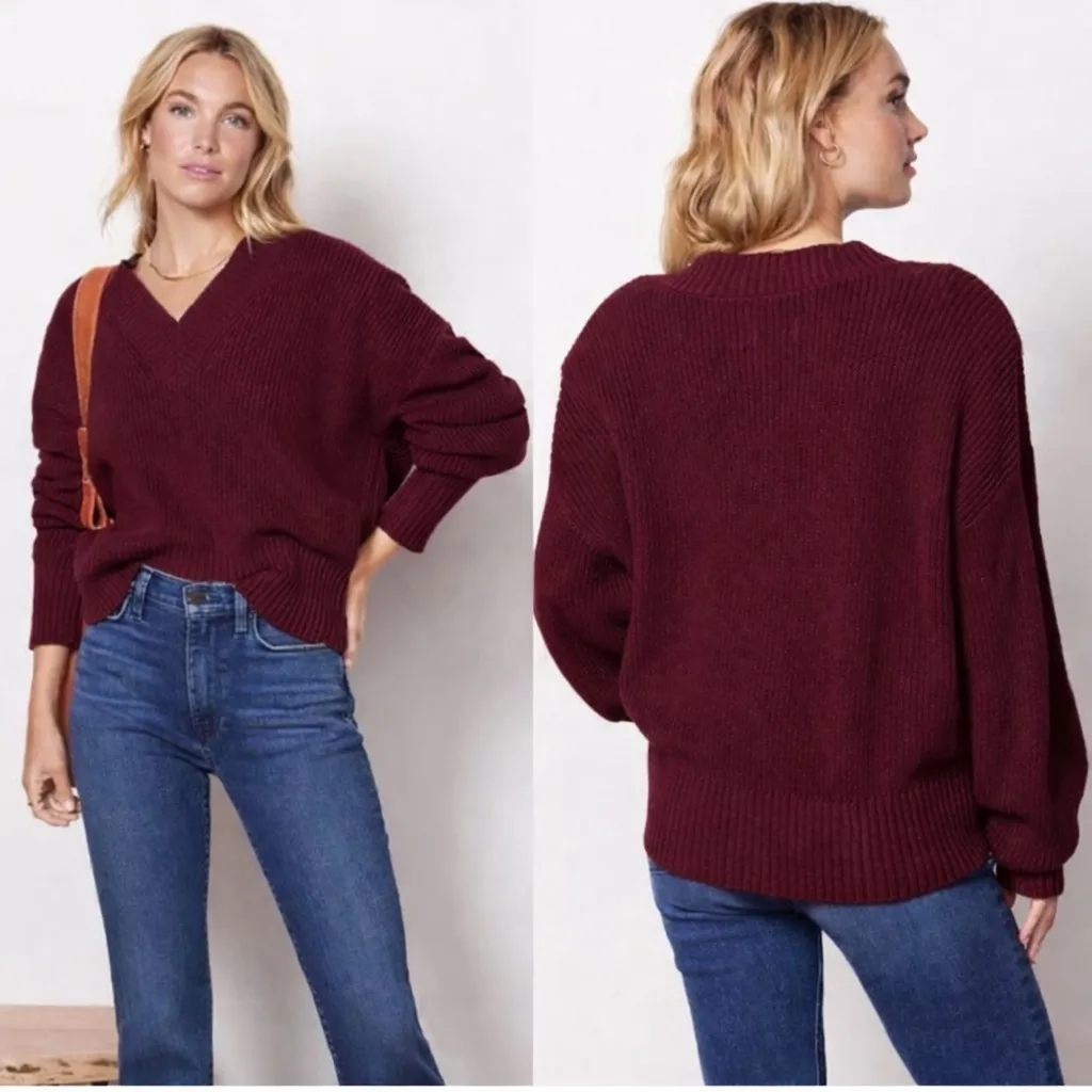 NWT - REVOLVE Pistola - Camille V-Neck Shoulder Pad Sweater in MERLOT red - M - Image 2