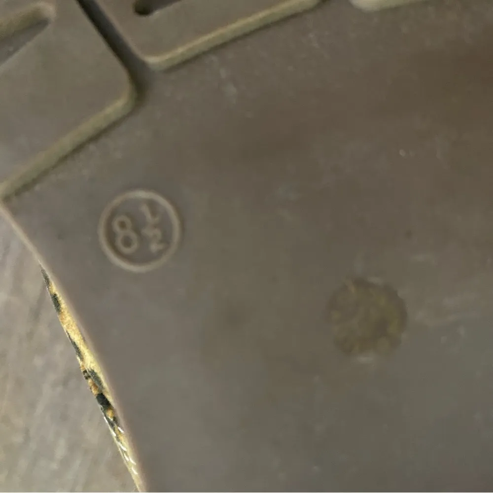 Cheetah Print Combat Boots Women Size 8.5 Lace Up Animal Print Suede Mid Calf - Image 6