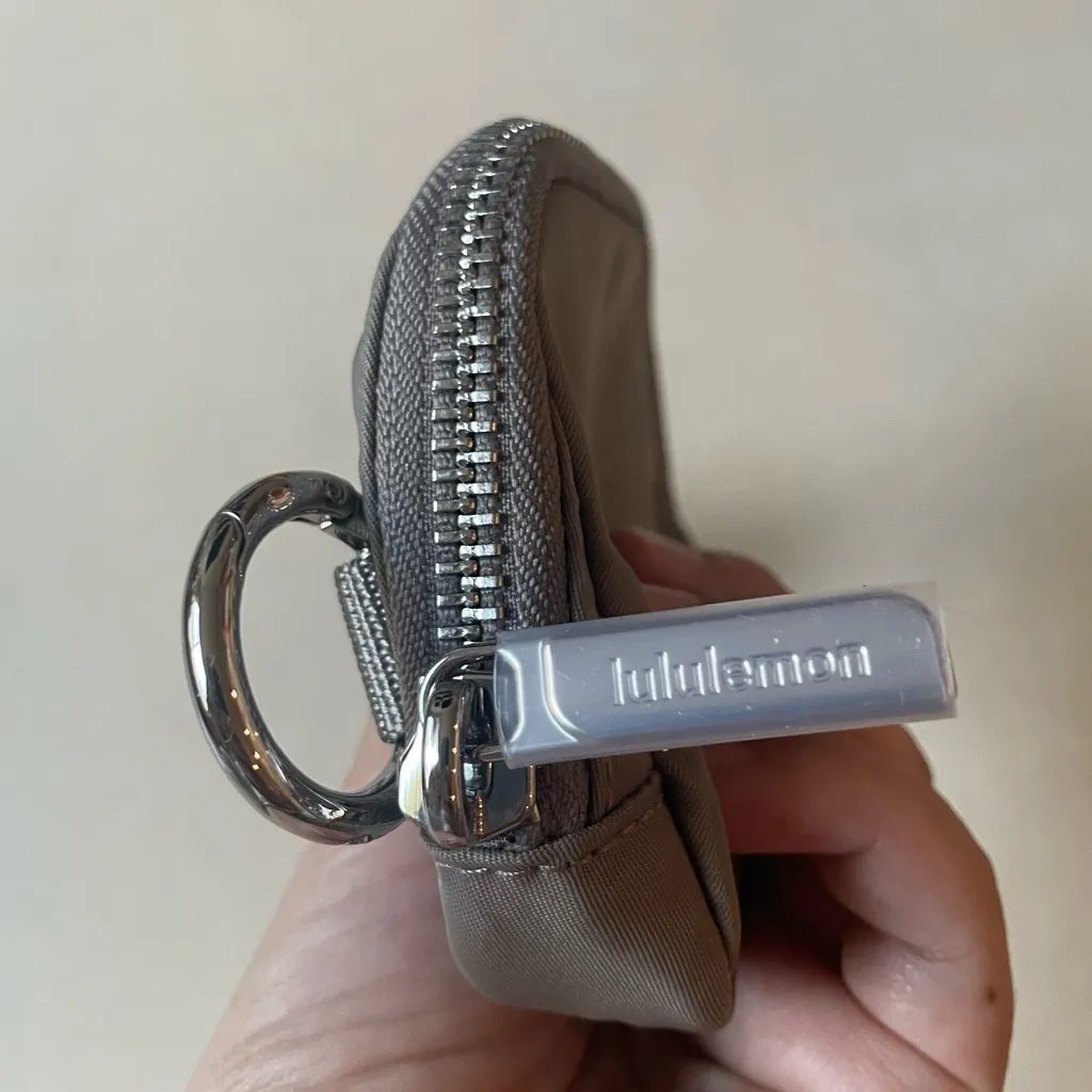 Lululemon  Everywhere Belt Bag Nano - Warm Ash Grey - Image 3