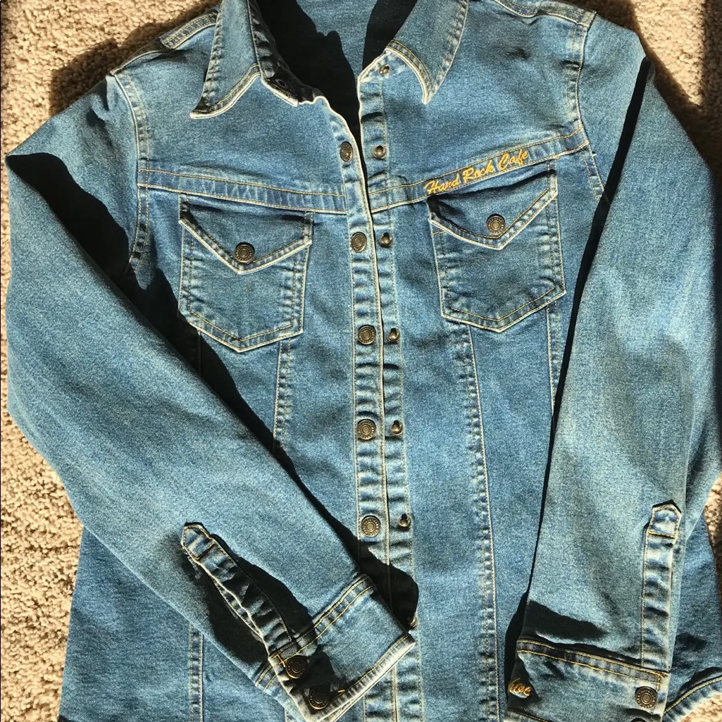 Hard Rock Cafe Authentic denim/jean jacket‎ size XS - Image 4
