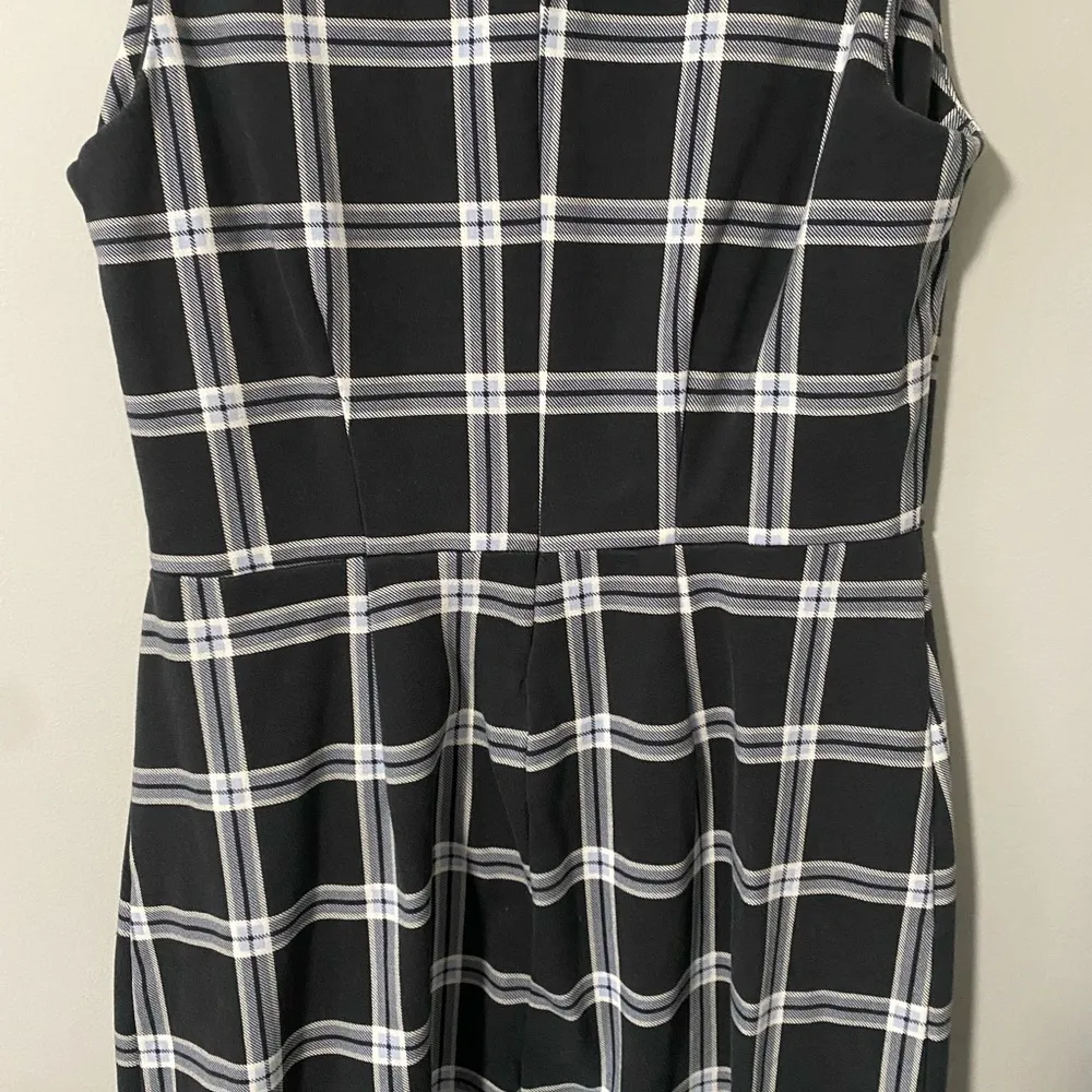 Old Navy Plaid Dress - Image 8