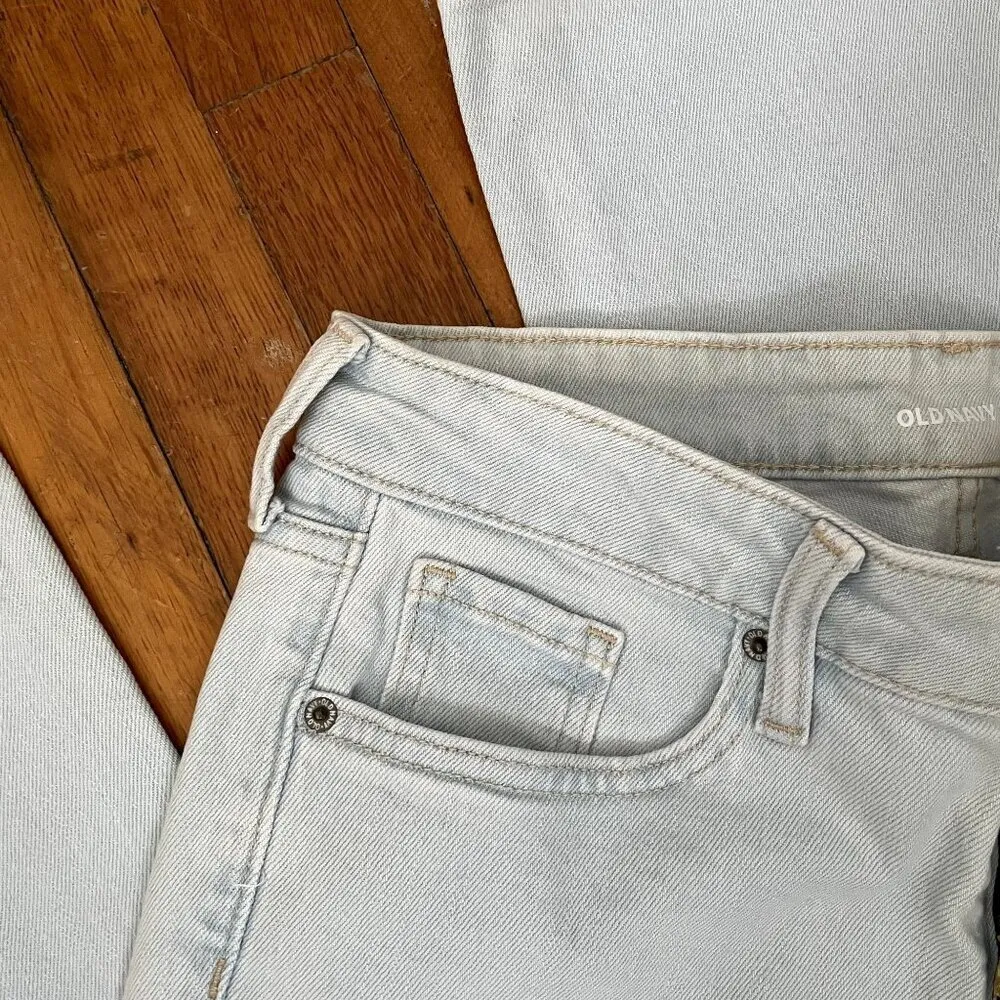 NWT Old Navy wide straight leg low rise light wash blue jeans women size 4 - Image 4