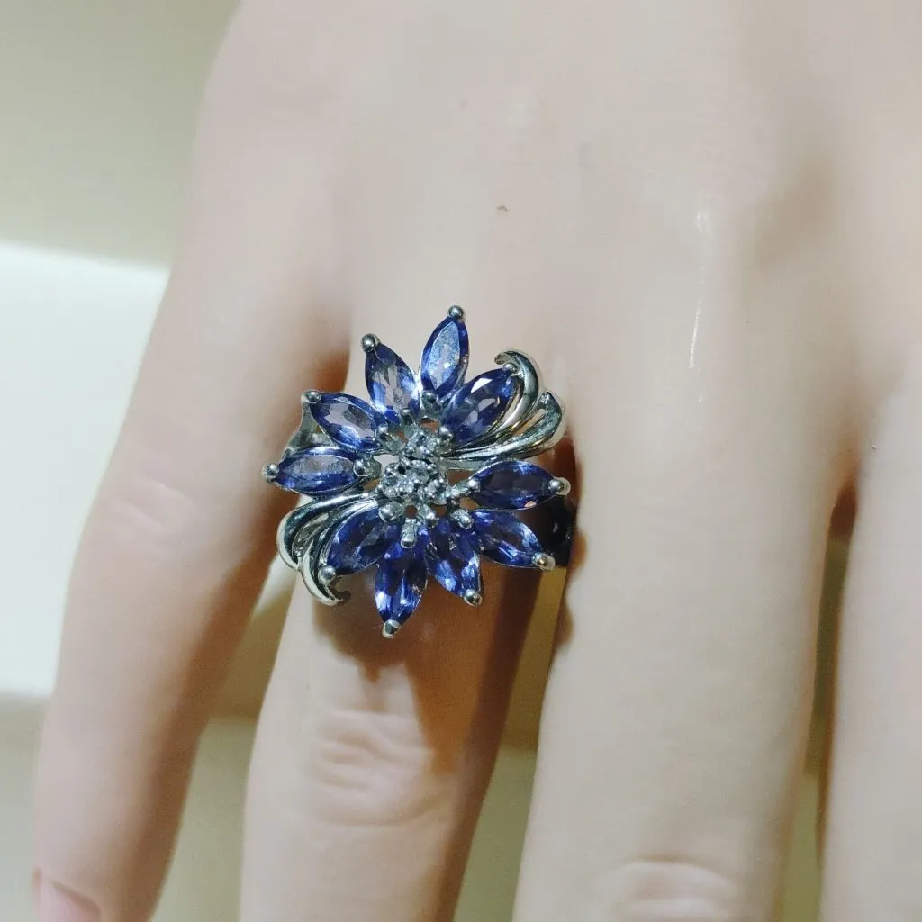 Tanzanite Flower Ring Size 7 Sterling Silver 925 Sparkling Accents Stamped RJ - Image 5