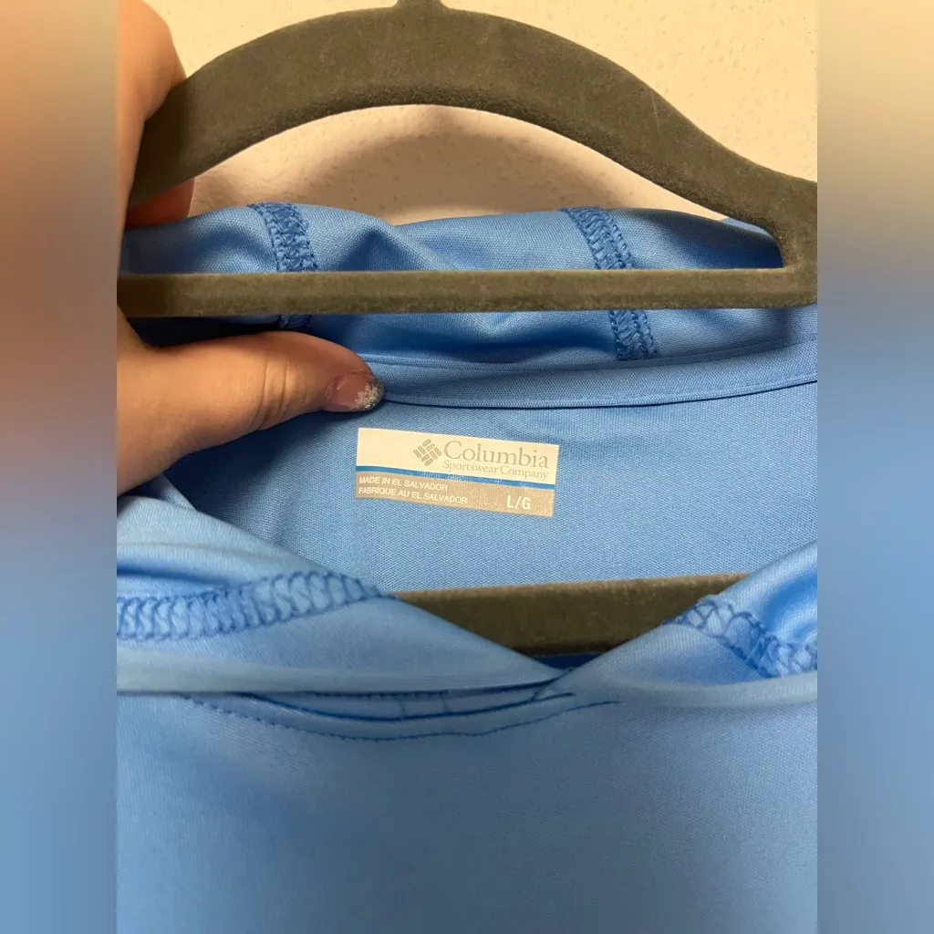 Women’s Columbia PFG Long Sleeve Size Large - Image 2