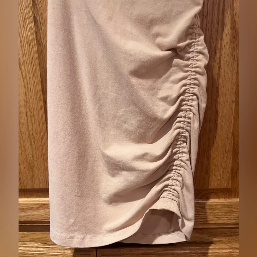 Urban Outfitters Side Ruched Straight Neck Bodycon Mini Dress in Nude Size Small - Image 3