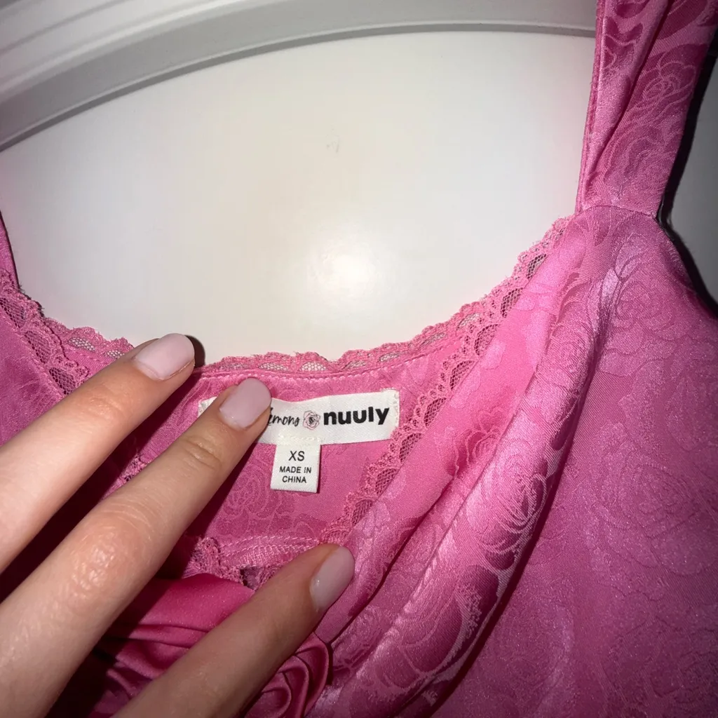 For love and lemons size XS Pink Lace‎ mini dress with rose/flower - Image 5