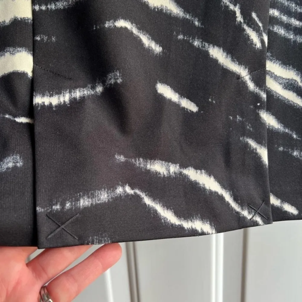 Michael Kors Zebra Print Skirt Size 8 - Image 6