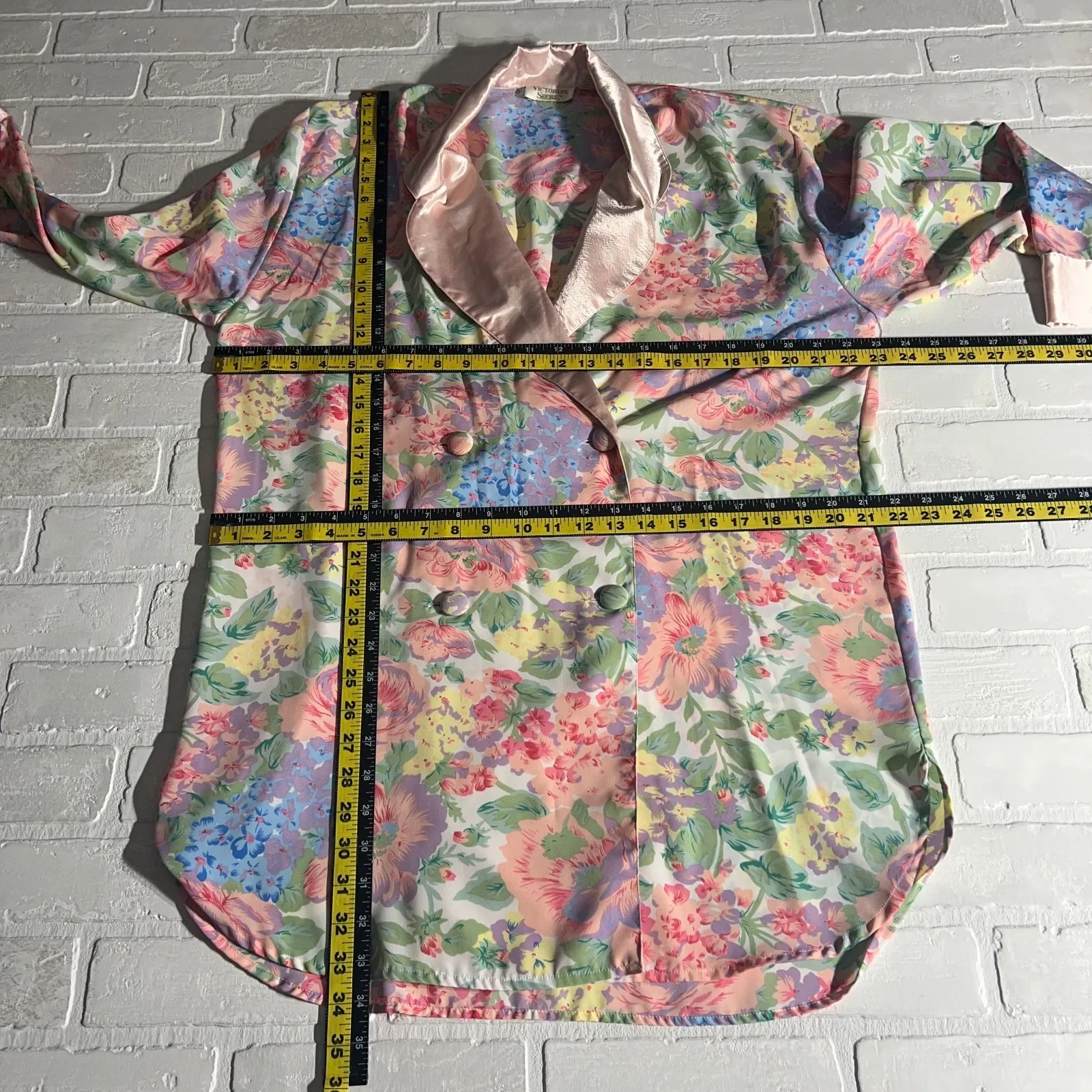 Victorias Secret Gold Label Robe Womens Medium Pink Satin Floral Double Breasted - Image 10