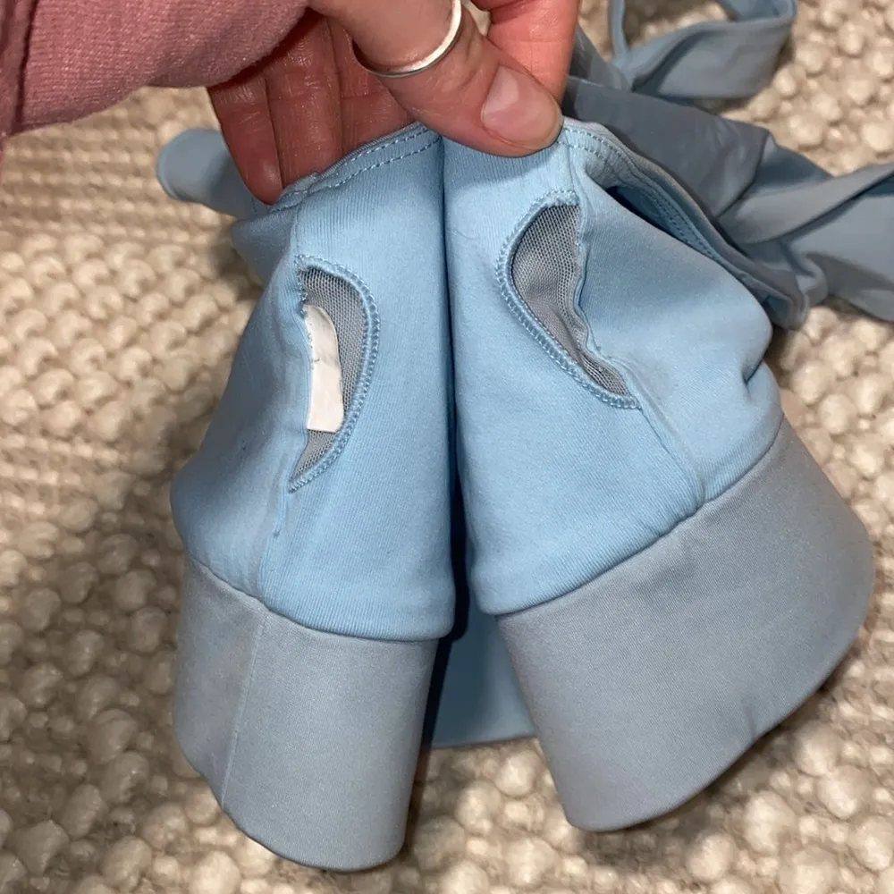 High Neck Sports Bra - Image 5