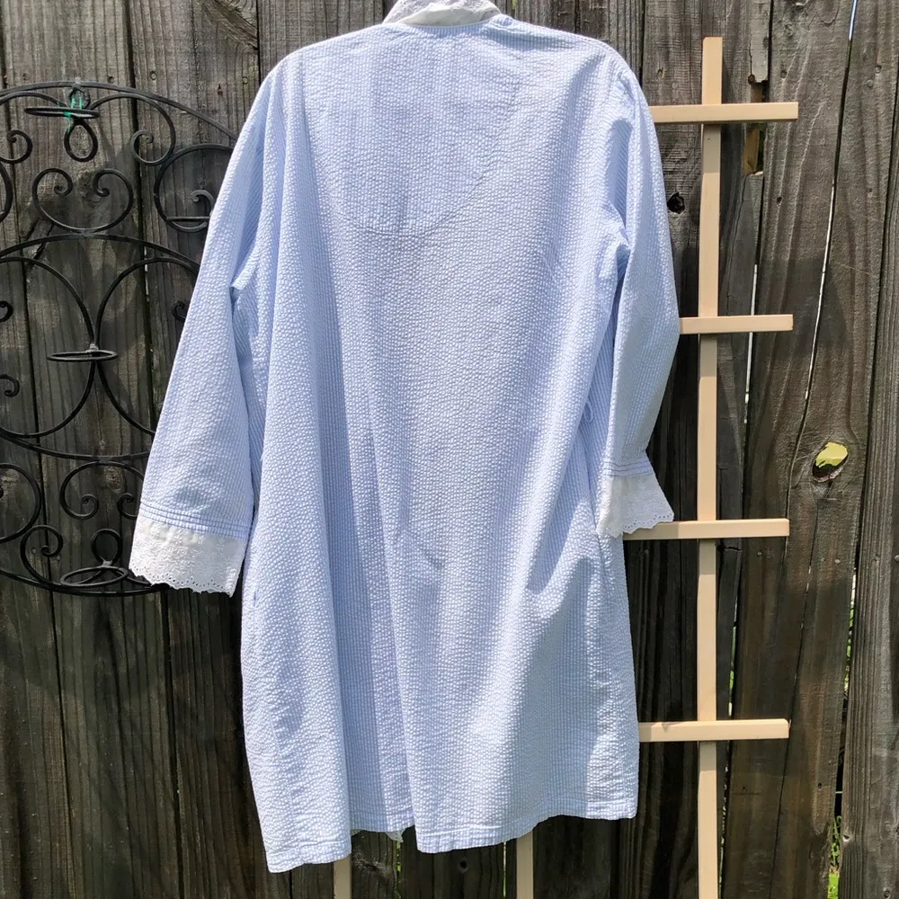 Eileen West | Seersucker Summer Robe Blue & White Size XS Cottagecore (no belt) - Image 6