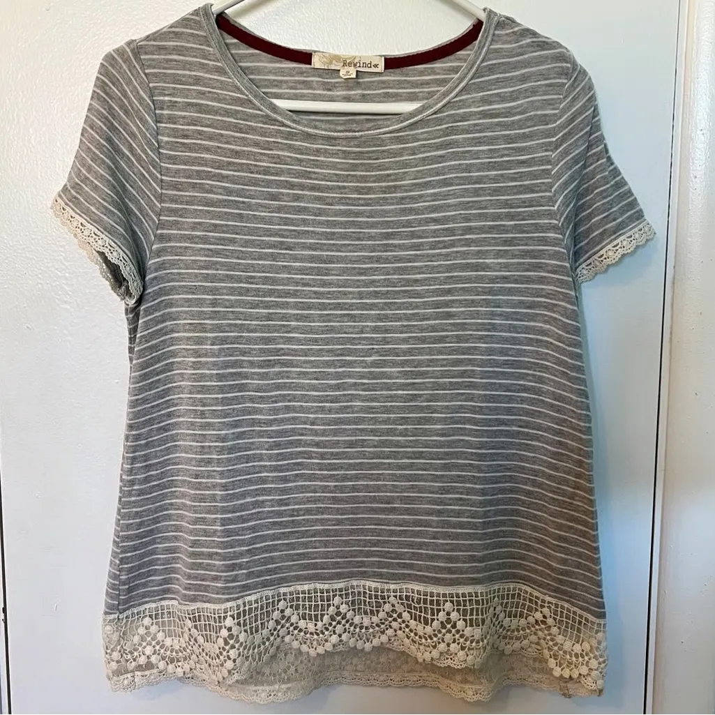 Rewind Gray Striped Lace Trim Top Short Sleeve Rayon Stretch XXL - Image 3
