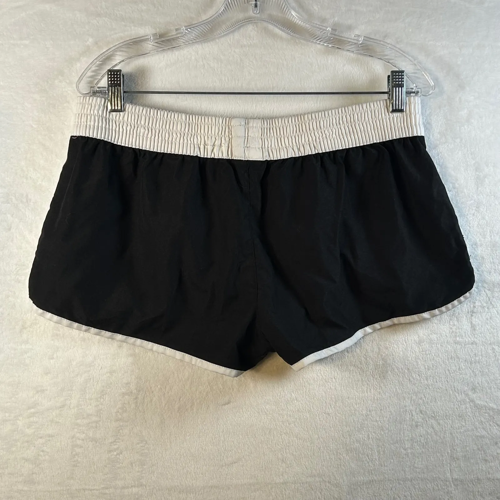 Ocean Pacific OP Black White Trim Athletic Shorts Size Large with Pockets - Image 5