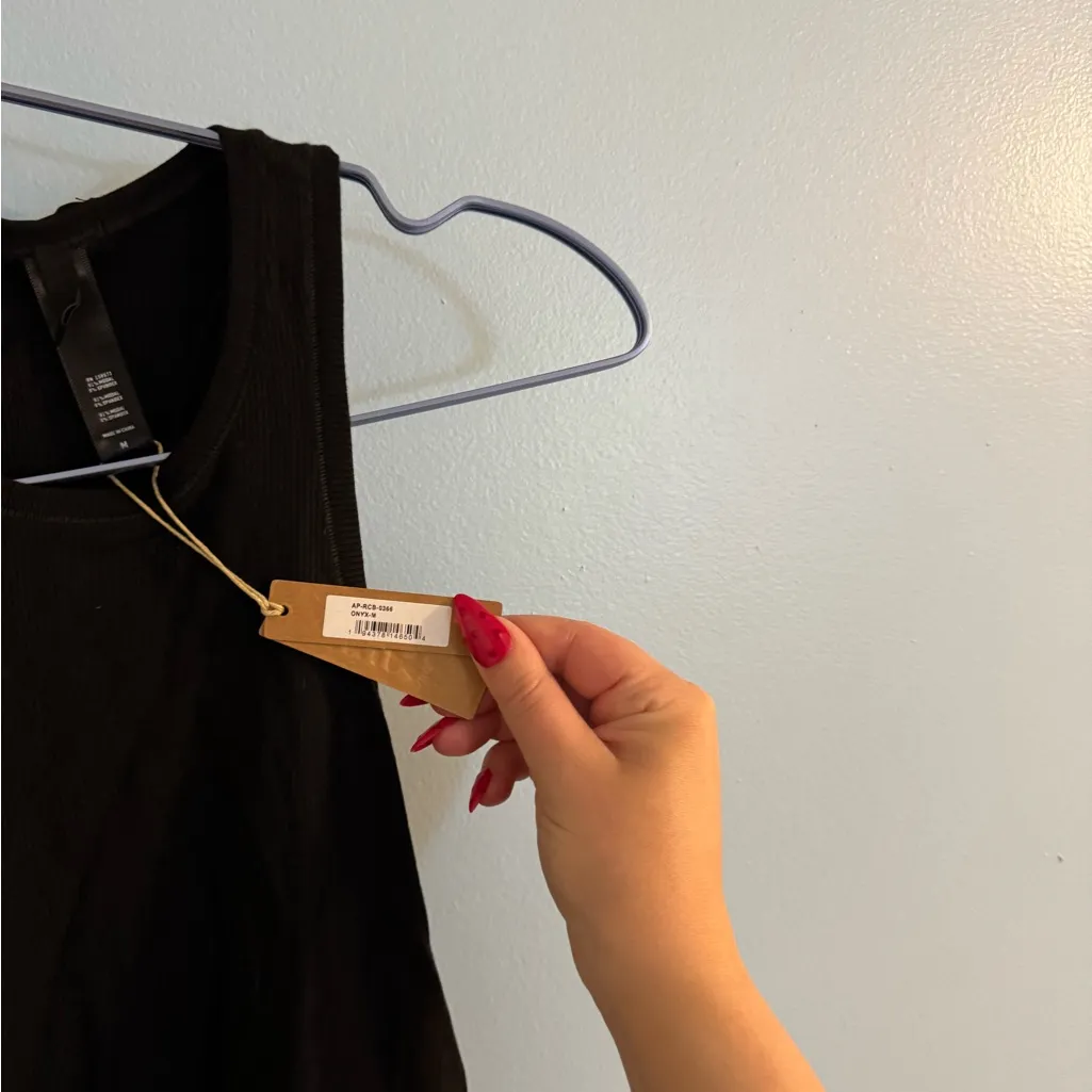 NWT Skims black ribbed high neck tank size M - Image 6