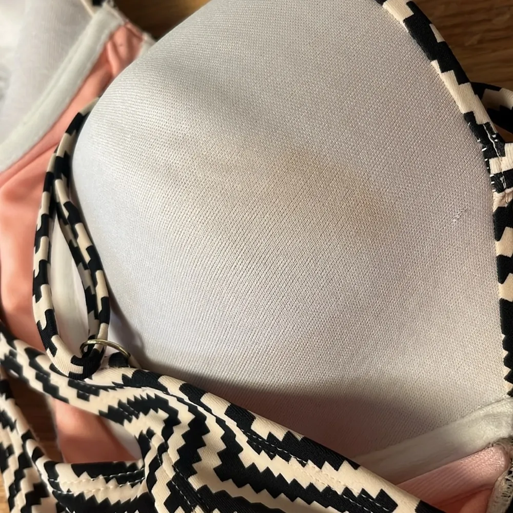 Exhilaration  Push-up Bikini Top Aztec Black & White - Image 6