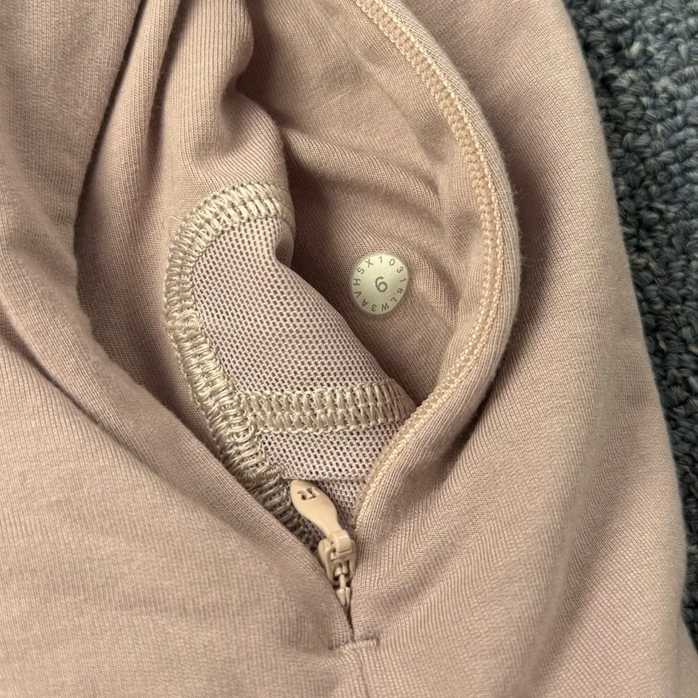 Lululemon Twisted & Tucked Pullover Smoky Blush Modal French Terry Size 6 - Image 4