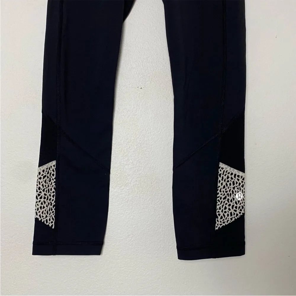LULULEMON Pace Rival Crop Mixed Fabric Size 4 - Image 5