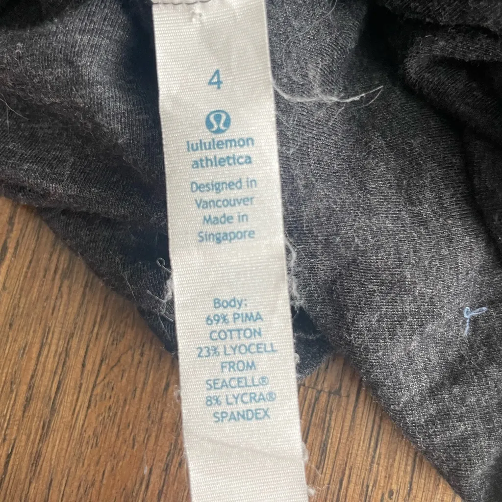 Lululemon Gray Shirt - Size 4 - Image 2