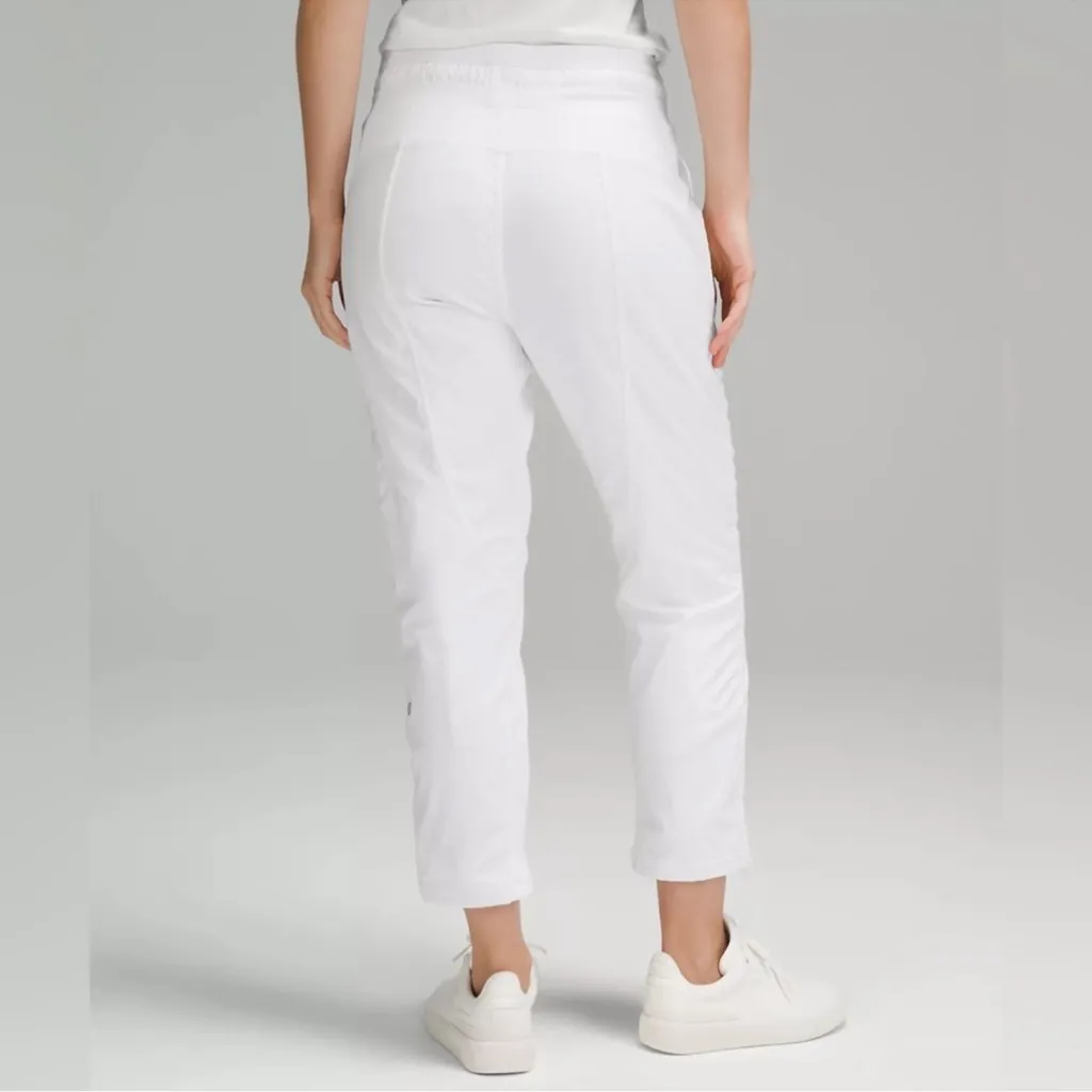 Lululemon  Dance Studio Mid-Rise White Cropped Pants Size 8 - Image 2