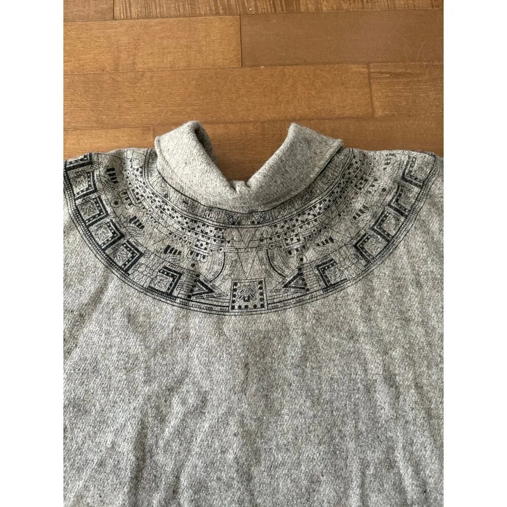 Vintage 1990's Wool Blanket poncho with button closing & fringe medium to large Gray Size undefined - Image 11