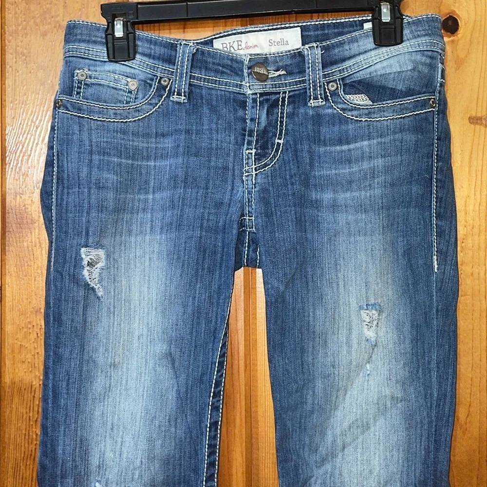 BKE denim Stella distressed jeans bootcut size 26x31 1/2 lighter western country - Image 3