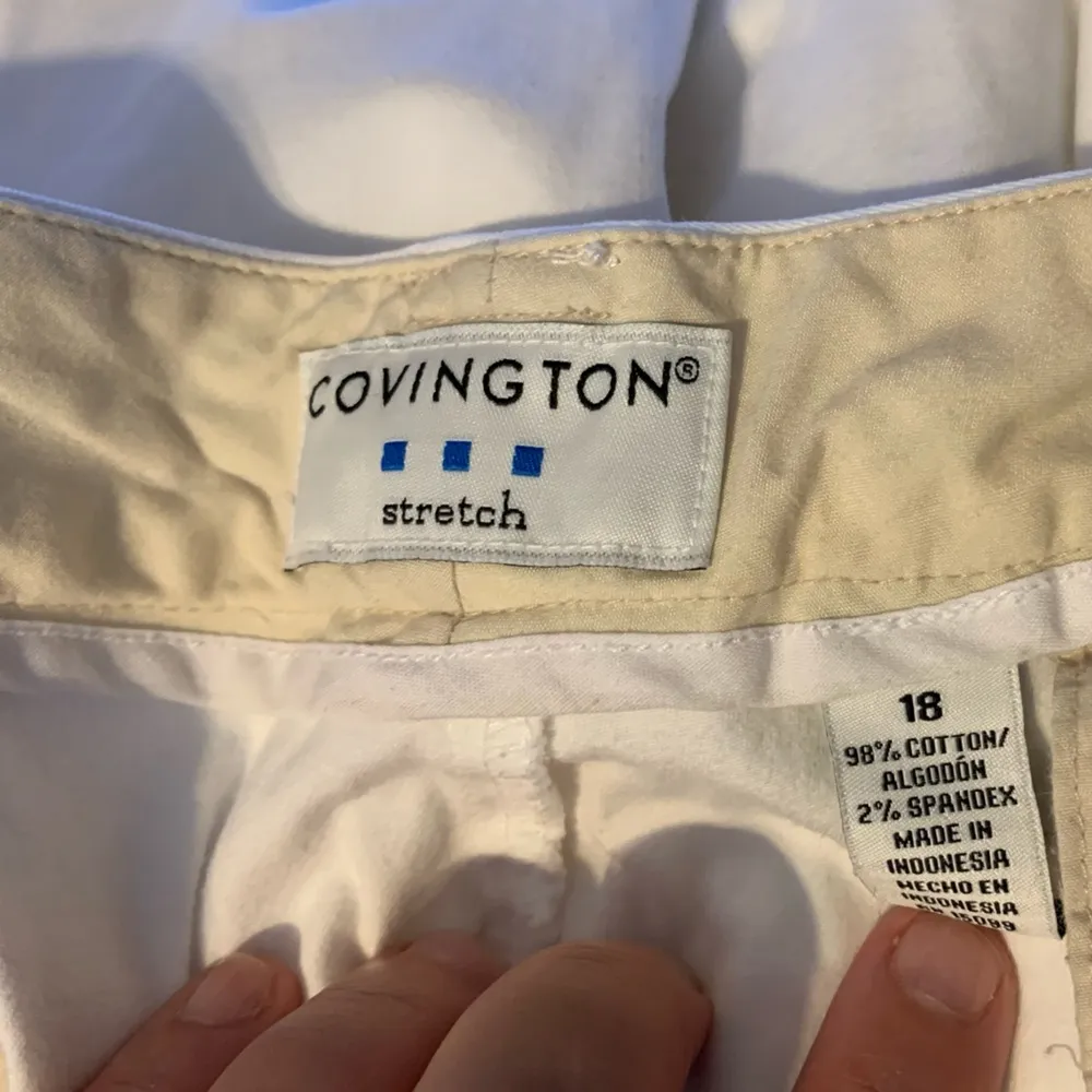Covington Sport White stretch capri pants - Image 2