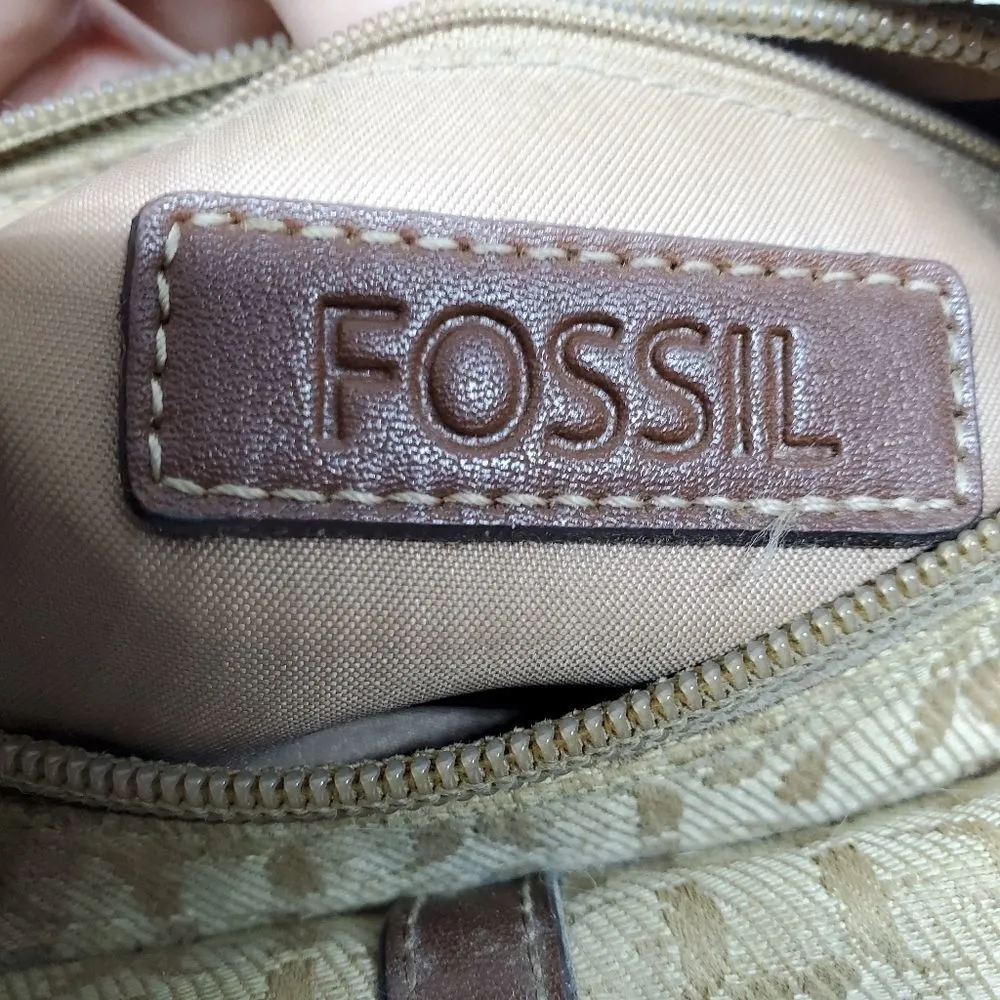 Fossil Tan & Brown F & Clover Patterned Mini Bag - Image 6