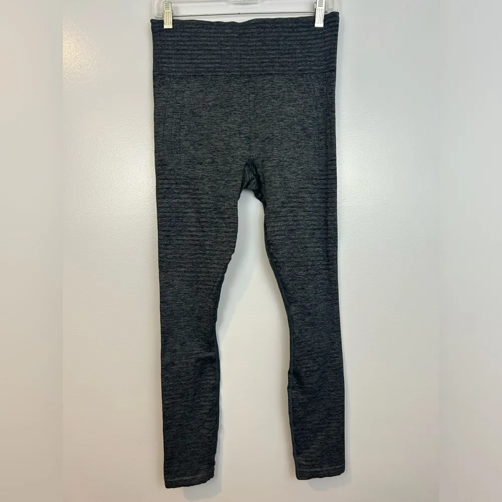 Athleta Training Compression Seamless Grey High Rise Leggings Size M - Image 2