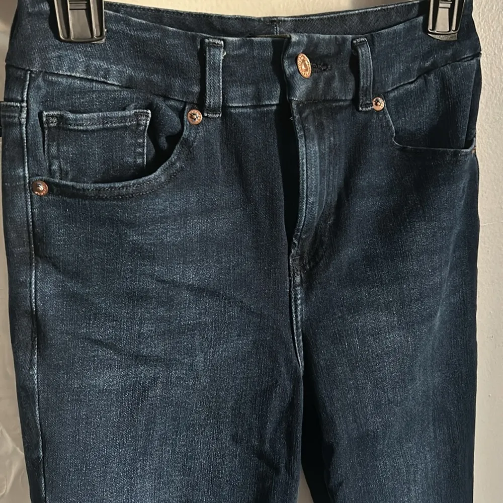 Express Ultra Hyper Stretch Dark Wash Cropped Ankle Skinny Denim Jeans - Image 2