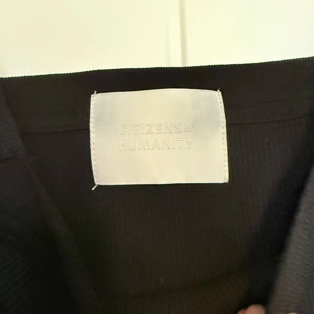 Citizens of Humanity  Black Fitted Tank Top - Image 2