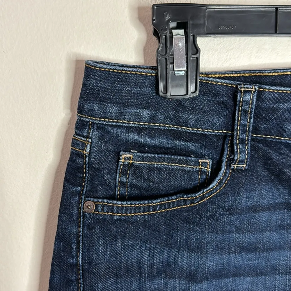 Arizona Jean Co distressed cuffed denim mini shorts size 11 - Image 3