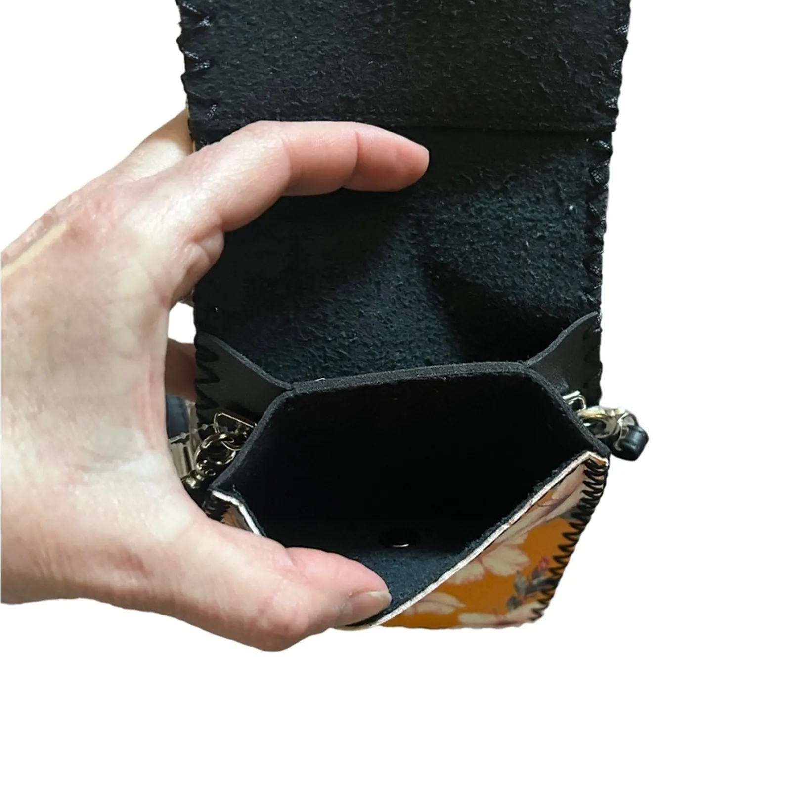 Butterfly leather pouch crossbody - Image 4