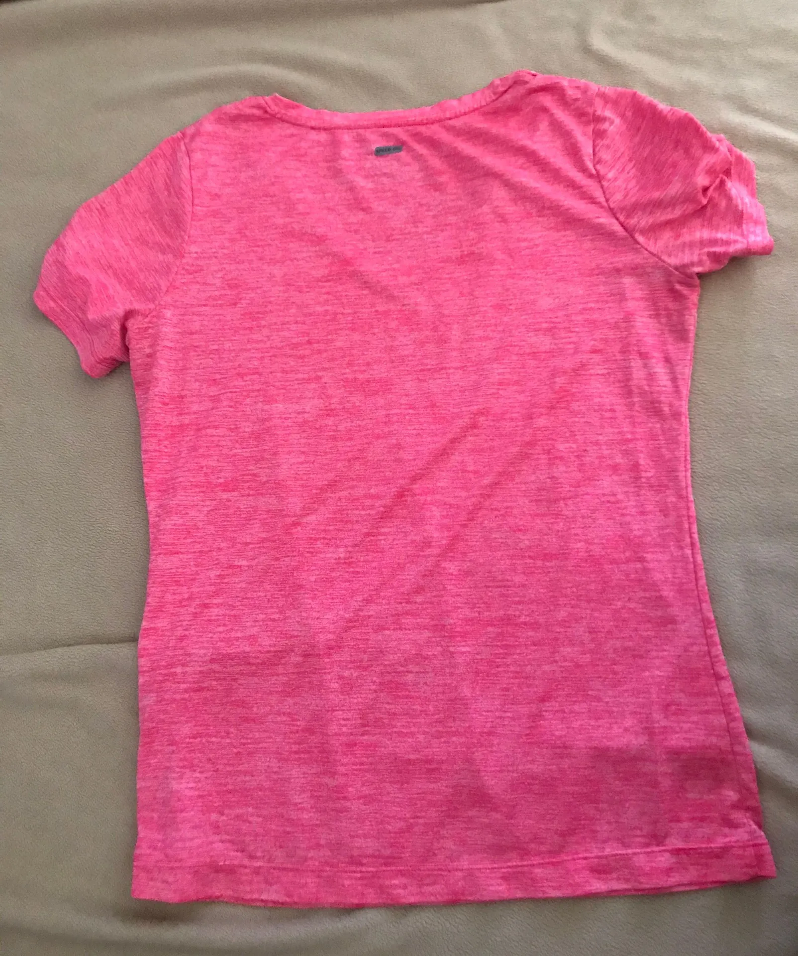 Women’s Sports Shirt Size M - Image 2