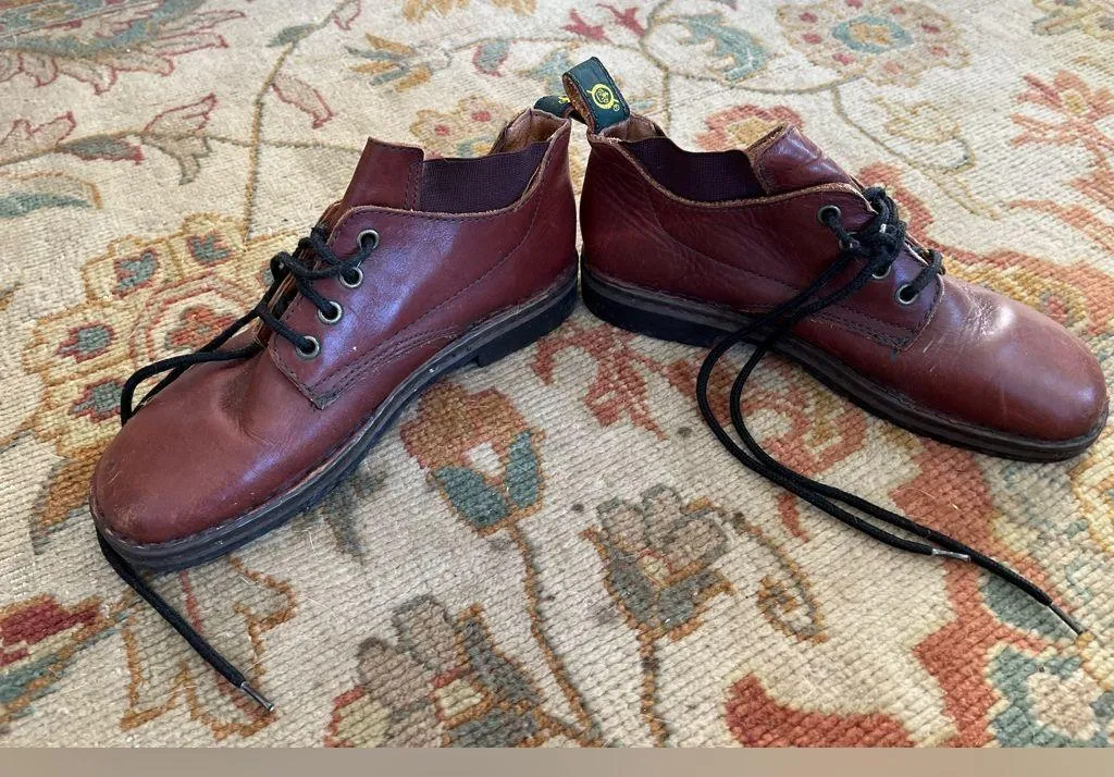 Vintage Born Dark Brown Leather Boots Size 7.5 - Image 2