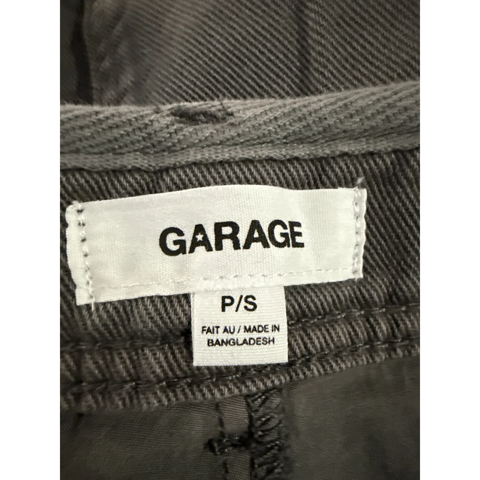 NEW Garage Women's Gray Mid Waist Utility Cargo Denim Jean Skirt Skort Size S - Image 5